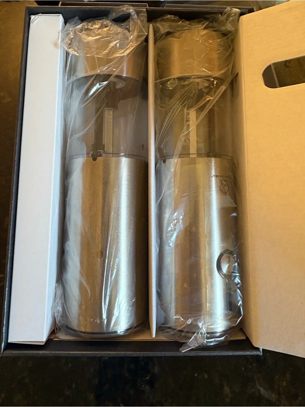 Kitchen Geeks  Stainless Silver Electric Salt and Pepper Grinder Set New in Box!